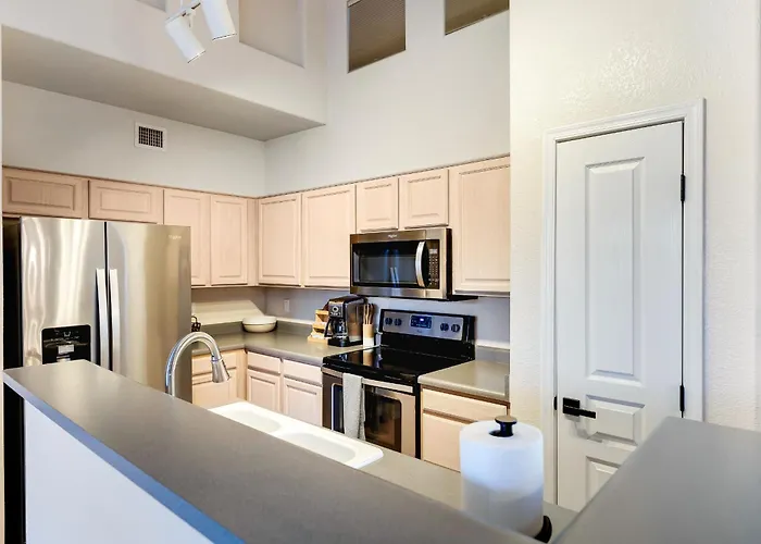 Kierland Greens L Gated Community L Pool L Hot Tub L Gym