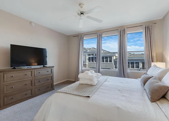 Kierland Greens L Gated Community L Pool L Hot Tub L Gym Apartment Scottsdale