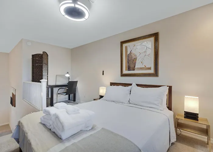 Kierland Greens L Gated Community L Pool L Hot Tub L Gym Apartment