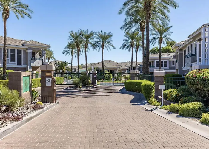 Apartment Kierland Greens L Gated Community L Pool L Hot Tub L Gym